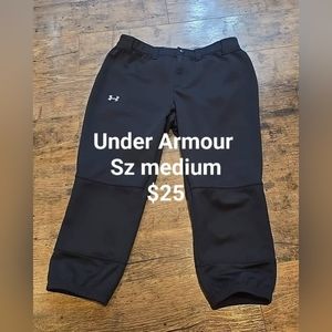 Under Armour womens Athletic pants sz medium